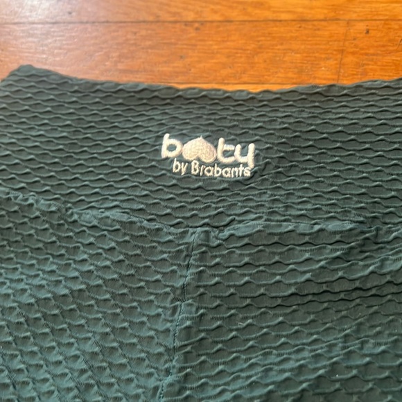 Booty By Brabants Curvy Croco Skin Leggings in Green,  OSFM - Picture 10 of 14